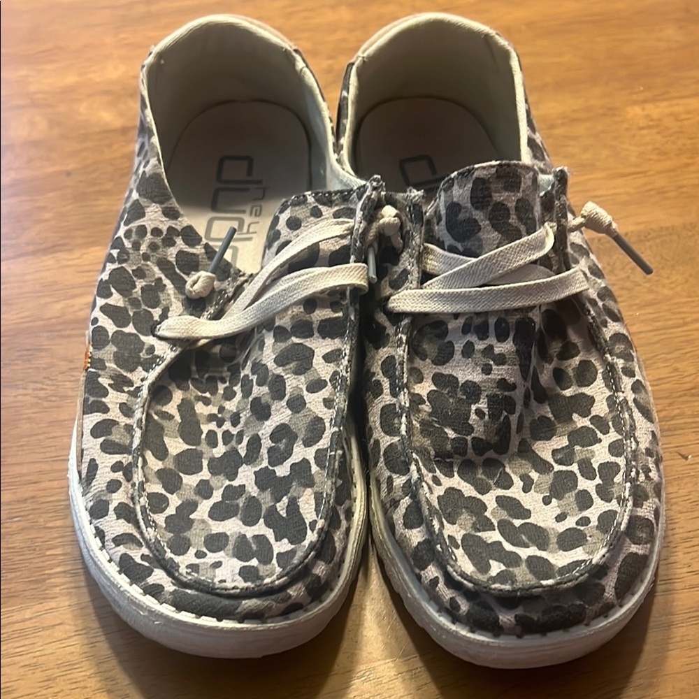 Hey Dude Leopard print